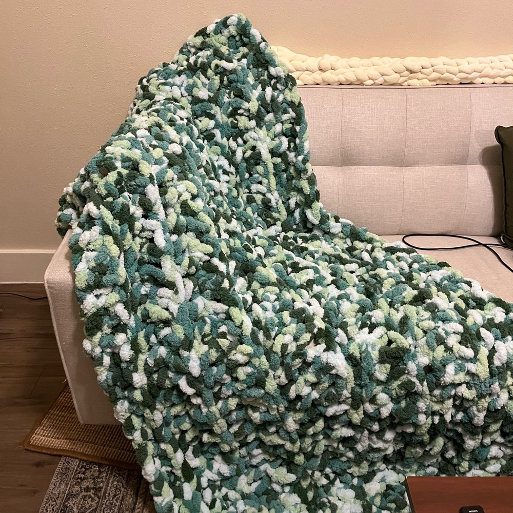Custom crochet weighted blanket